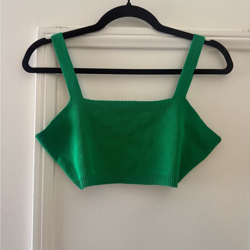 Amazon Green Knit Crop Top and High-Waist Shorts Set - Picture 2 of 5